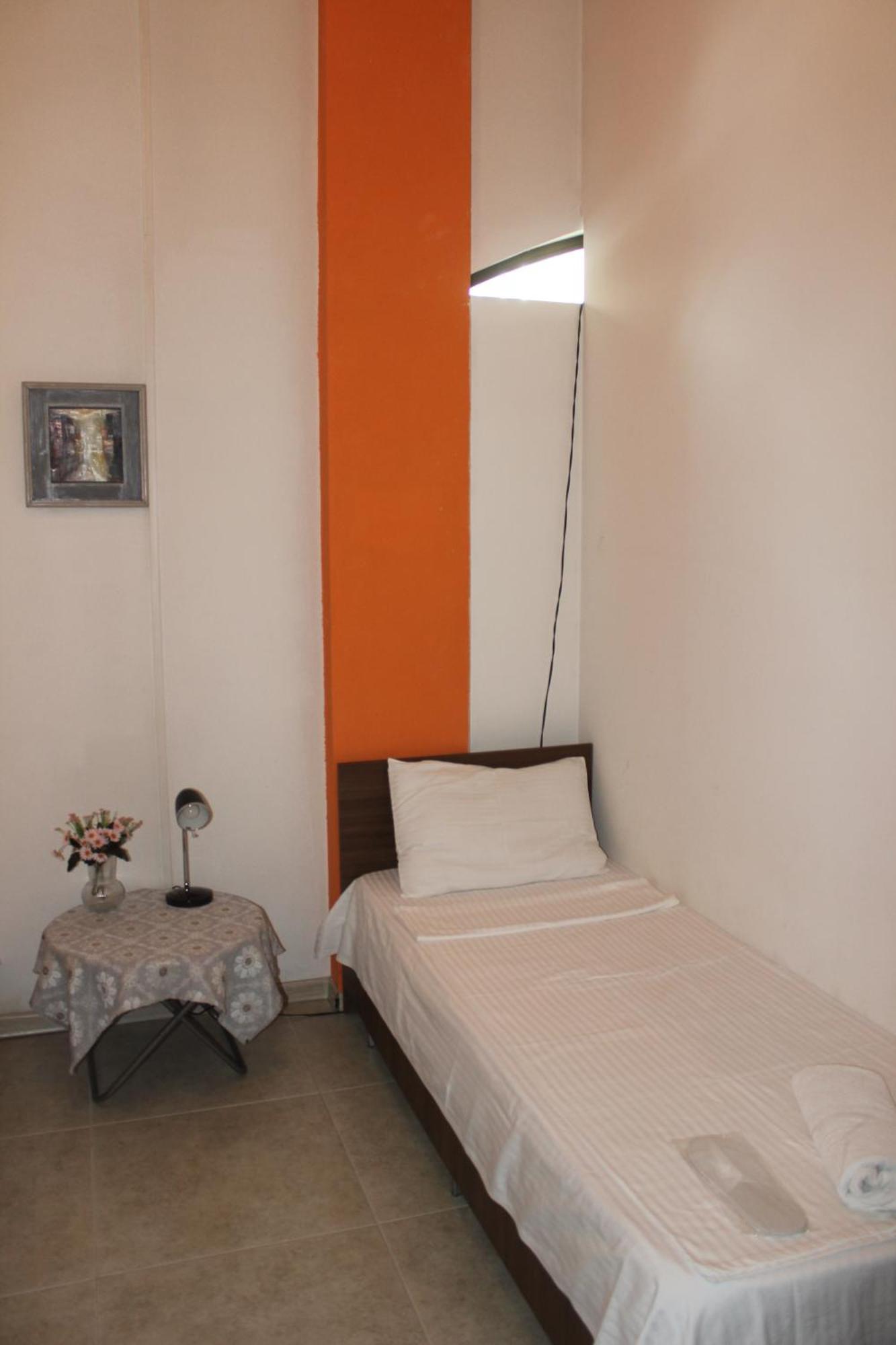 Hostel Near The Square Tbilisi Exterior photo